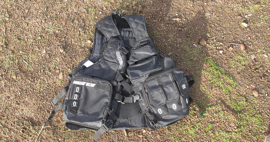 OGIO Flight Vest w/Hydration System & Tool Pockets Black 