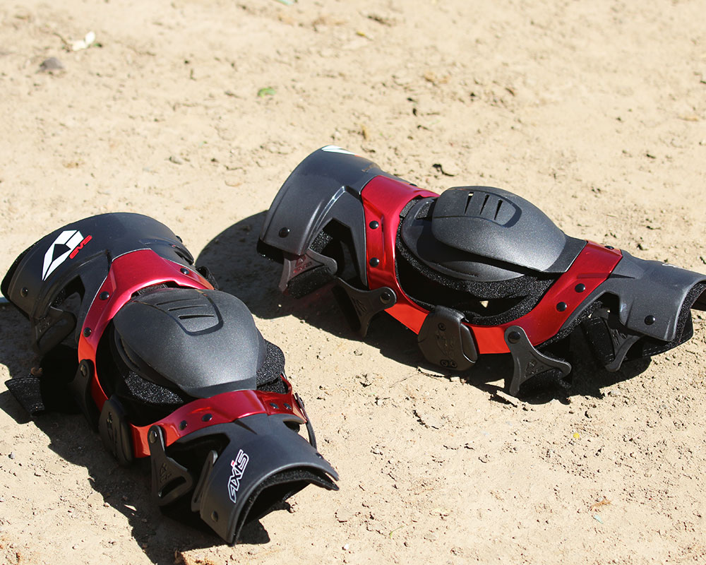 EVS Axis Sport Knee Brace - Dirt Bike Test