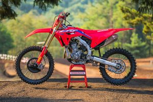 First Impression: 2022 Honda Crf250r - Dirt Bike Test